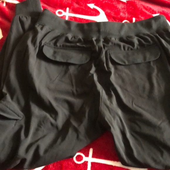 Jaanuu Joggers - Picture 5 of 5